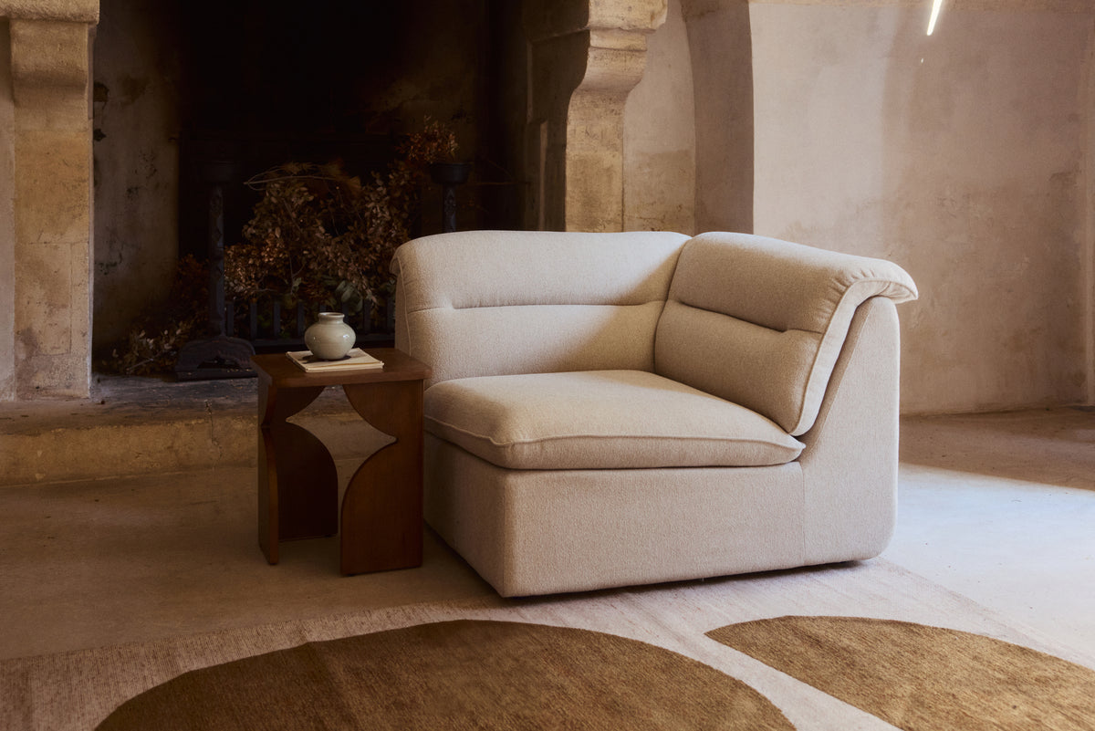 fauteuil d'angle Pulp - bouclette beige sahara - vue de trois quarts