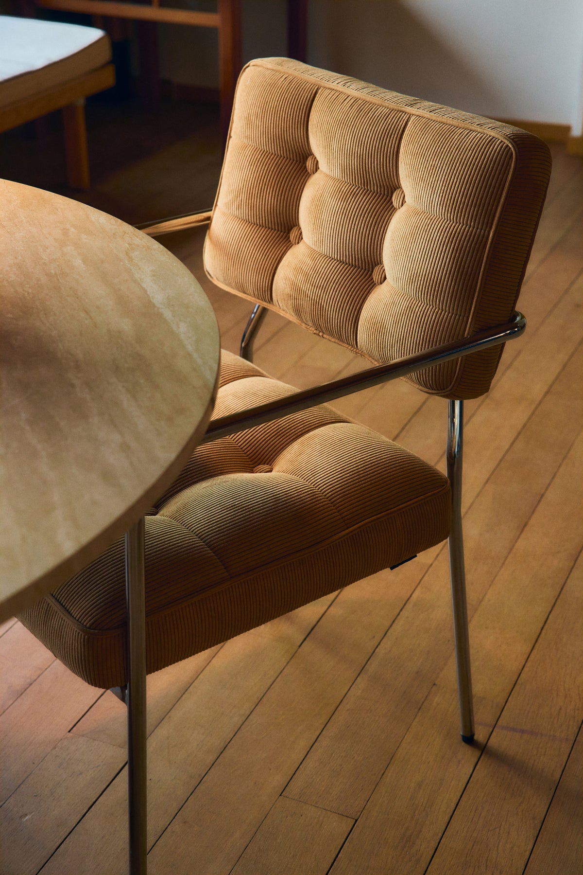 chaise de salle à manger orea velours orange abricot